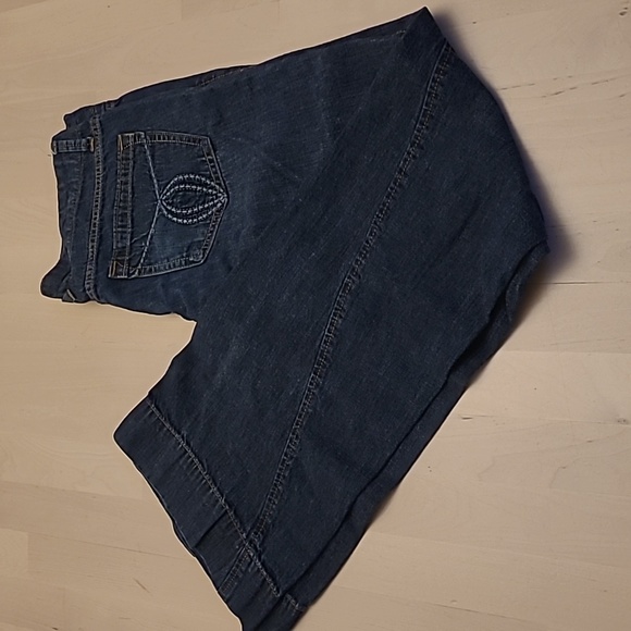 LIKE NEW Y2K 2007 Old Navy Darkwash Flared Mid Rise Jeans - Picture 13 of 13